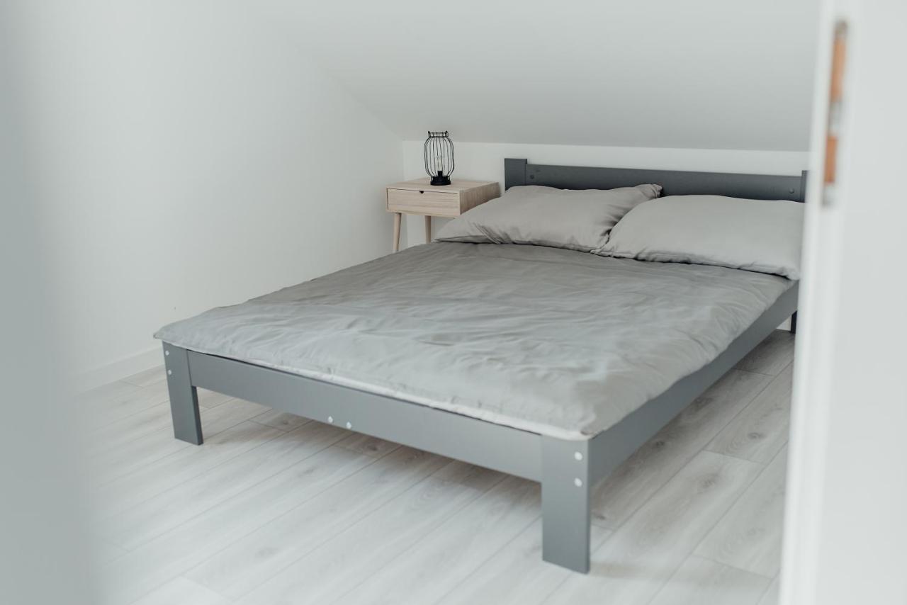 Апартаменты Loft Nad Gie-Esem Тыкоцин Экстерьер фото